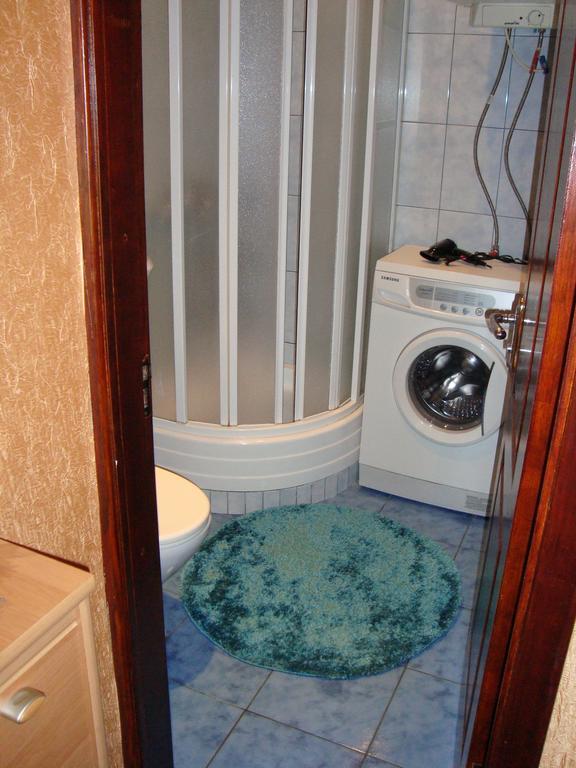 Studio On Stalevarov Near Meduniversity Zaporizhia ภายนอก รูปภาพ