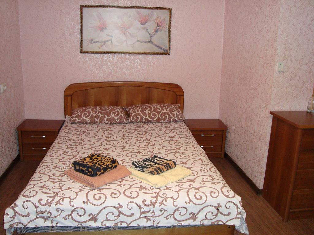 Studio On Stalevarov Near Meduniversity Zaporizhia ภายนอก รูปภาพ