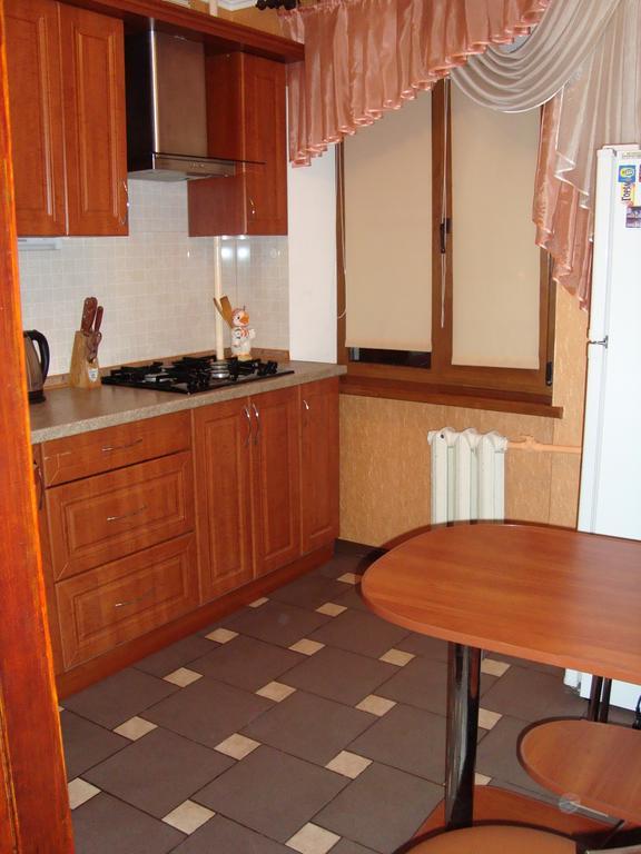 Studio On Stalevarov Near Meduniversity Zaporizhia ภายนอก รูปภาพ